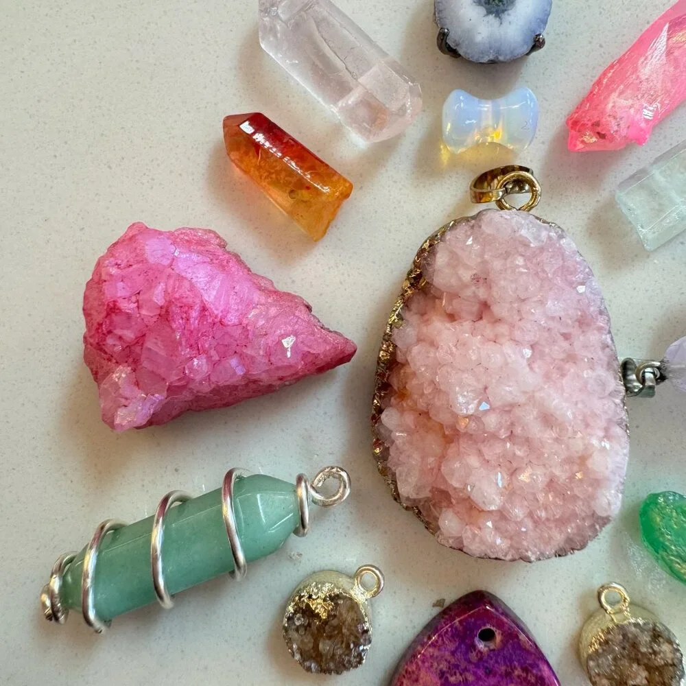 Crystal Druzy and Gemstone Pendant Lot with Moonstone and Amethyst - Picture 6 of 16